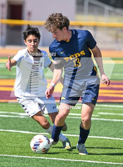 Thumbnail 2 in Phoenix Country Day vs. Trivium Prep (AIA 2A Final) photogallery.