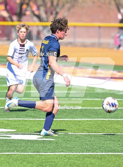 Thumbnail 2 in Phoenix Country Day vs. Trivium Prep (AIA 2A Final) photogallery.
