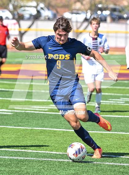 Thumbnail 2 in Phoenix Country Day vs. Trivium Prep (AIA 2A Final) photogallery.