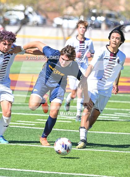 Thumbnail 3 in Phoenix Country Day vs. Trivium Prep (AIA 2A Final) photogallery.