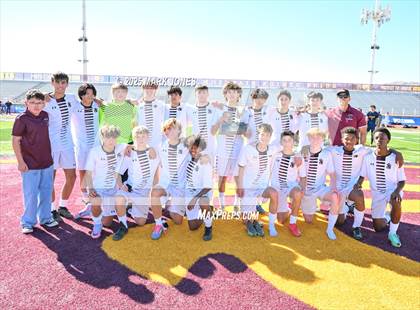Thumbnail 2 in Phoenix Country Day vs. Trivium Prep (AIA 2A Final) photogallery.