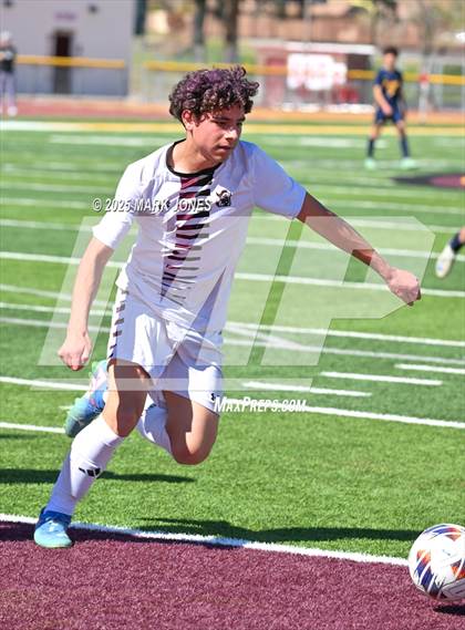 Thumbnail 1 in Phoenix Country Day vs. Trivium Prep (AIA 2A Final) photogallery.