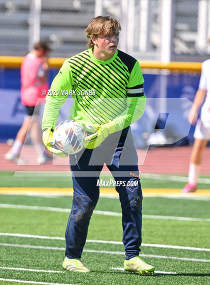Thumbnail 3 in Phoenix Country Day vs. Trivium Prep (AIA 2A Final) photogallery.