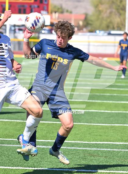 Thumbnail 3 in Phoenix Country Day vs. Trivium Prep (AIA 2A Final) photogallery.