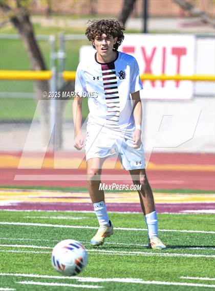 Thumbnail 1 in Phoenix Country Day vs. Trivium Prep (AIA 2A Final) photogallery.