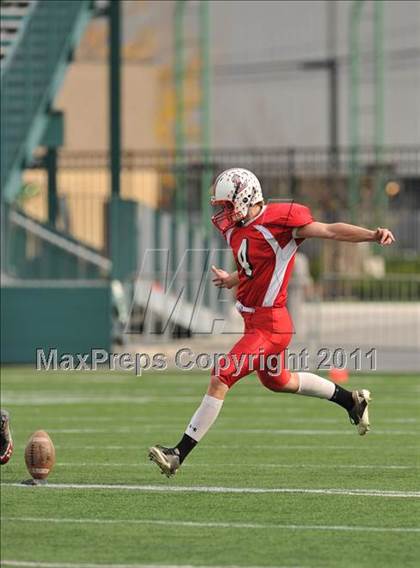 Thumbnail 3 in Wayland-Cohocton vs. Letchworth (Section V Class C Semifinal) photogallery.
