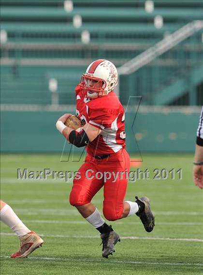 Thumbnail 2 in Wayland-Cohocton vs. Letchworth (Section V Class C Semifinal) photogallery.