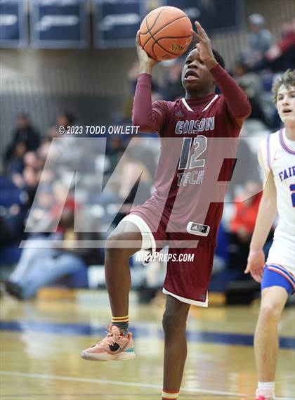 Thumbnail 2 in Fairport vs. Edison Tech (NYSPHSAA AA Section 5 Semifinal) photogallery.