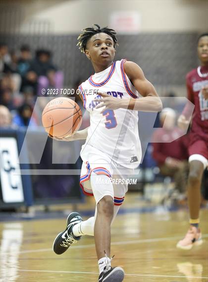 Thumbnail 2 in Fairport vs. Edison Tech (NYSPHSAA AA Section 5 Semifinal) photogallery.