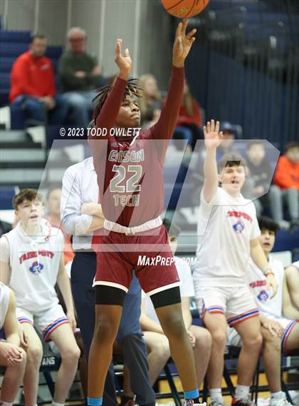 Thumbnail 1 in Fairport vs. Edison Tech (NYSPHSAA AA Section 5 Semifinal) photogallery.