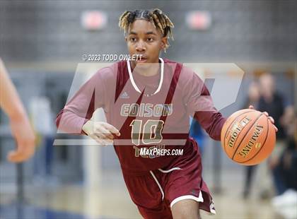 Thumbnail 2 in Fairport vs. Edison Tech (NYSPHSAA AA Section 5 Semifinal) photogallery.