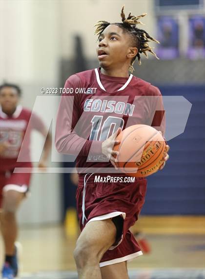 Thumbnail 3 in Fairport vs. Edison Tech (NYSPHSAA AA Section 5 Semifinal) photogallery.