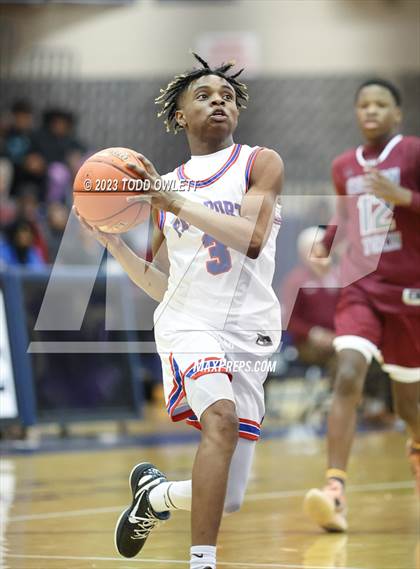 Thumbnail 3 in Fairport vs. Edison Tech (NYSPHSAA AA Section 5 Semifinal) photogallery.