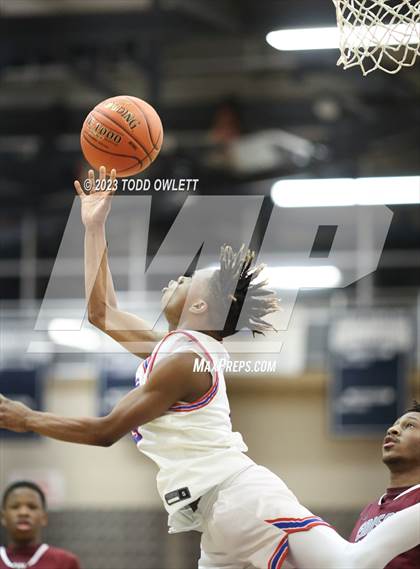 Thumbnail 3 in Fairport vs. Edison Tech (NYSPHSAA AA Section 5 Semifinal) photogallery.