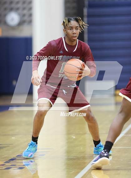 Thumbnail 1 in Fairport vs. Edison Tech (NYSPHSAA AA Section 5 Semifinal) photogallery.