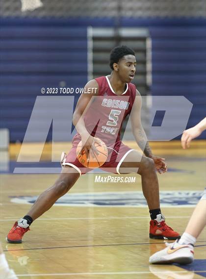 Thumbnail 1 in Fairport vs. Edison Tech (NYSPHSAA AA Section 5 Semifinal) photogallery.