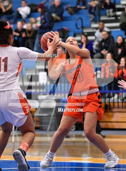 Thumbnail 3 in Skyridge vs. Murray (UHSAAA 5A Quarterfinal) photogallery.