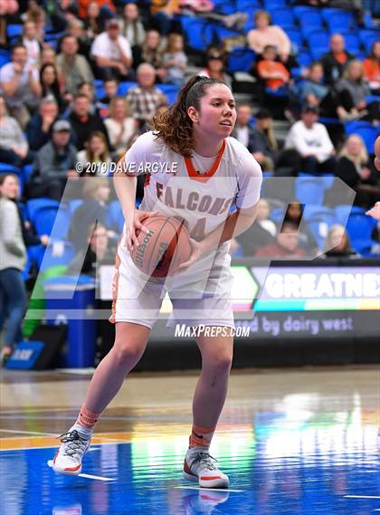 Thumbnail 3 in Skyridge vs. Murray (UHSAAA 5A Quarterfinal) photogallery.