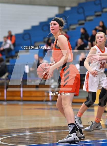 Thumbnail 2 in Skyridge vs. Murray (UHSAAA 5A Quarterfinal) photogallery.