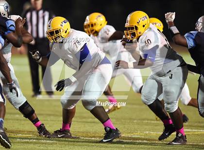 Thumbnail 3 in Lee vs. Jemison photogallery.