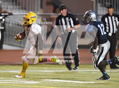 Thumbnail 3 in Lee vs. Jemison photogallery.