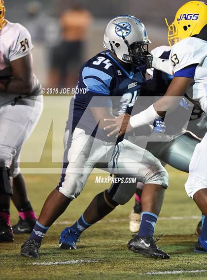 Thumbnail 2 in Lee vs. Jemison photogallery.