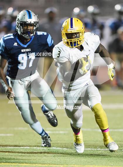 Thumbnail 2 in Lee vs. Jemison photogallery.