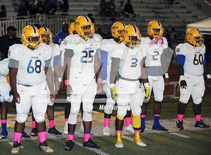 Thumbnail 3 in Lee vs. Jemison photogallery.