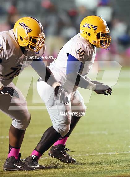 Thumbnail 1 in Lee vs. Jemison photogallery.