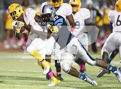 Thumbnail 2 in Lee vs. Jemison photogallery.