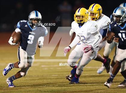 Thumbnail 3 in Lee vs. Jemison photogallery.