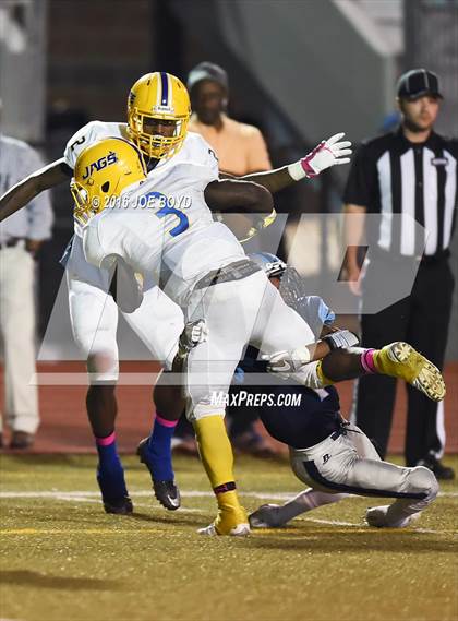 Thumbnail 2 in Lee vs. Jemison photogallery.