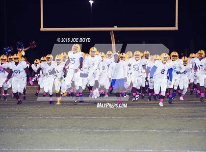 Thumbnail 3 in Lee vs. Jemison photogallery.