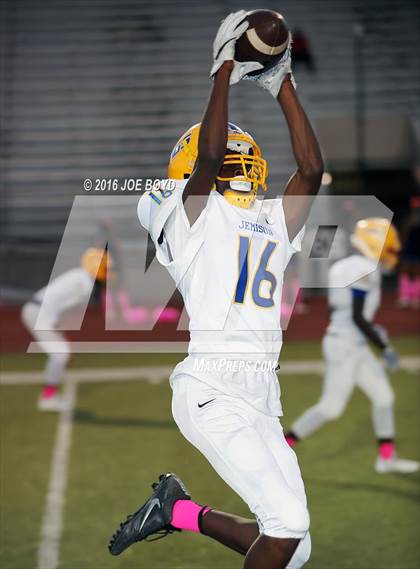 Thumbnail 2 in Lee vs. Jemison photogallery.