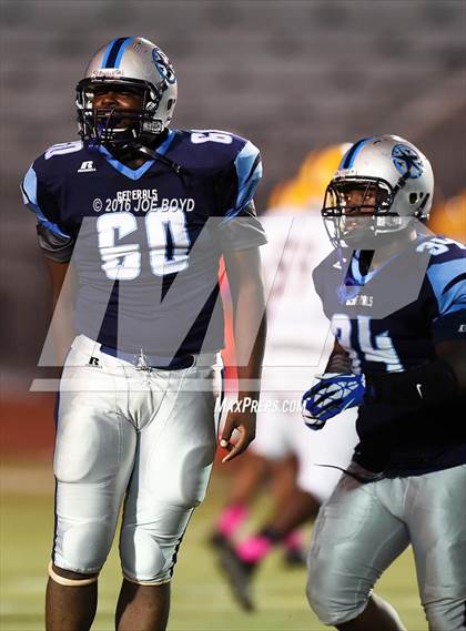 Thumbnail 3 in Lee vs. Jemison photogallery.