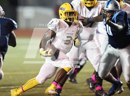 Thumbnail 1 in Lee vs. Jemison photogallery.