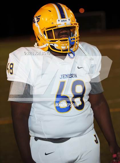 Thumbnail 3 in Lee vs. Jemison photogallery.
