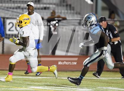 Thumbnail 2 in Lee vs. Jemison photogallery.