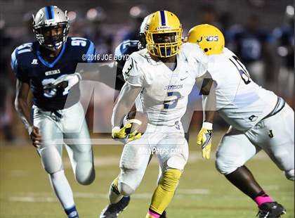 Thumbnail 3 in Lee vs. Jemison photogallery.