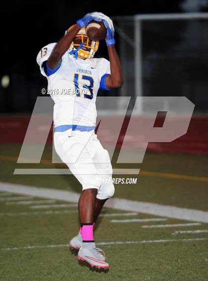 Thumbnail 2 in Lee vs. Jemison photogallery.