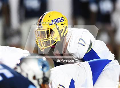 Thumbnail 3 in Lee vs. Jemison photogallery.