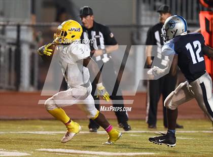 Thumbnail 1 in Lee vs. Jemison photogallery.