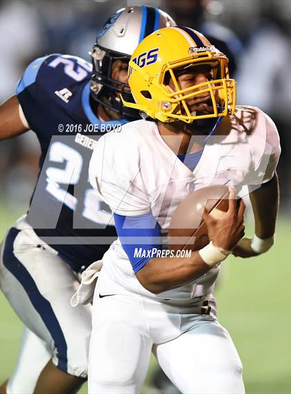 Thumbnail 3 in Lee vs. Jemison photogallery.