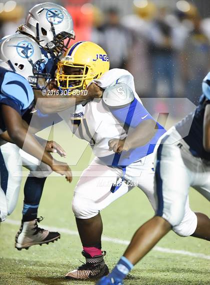 Thumbnail 3 in Lee vs. Jemison photogallery.