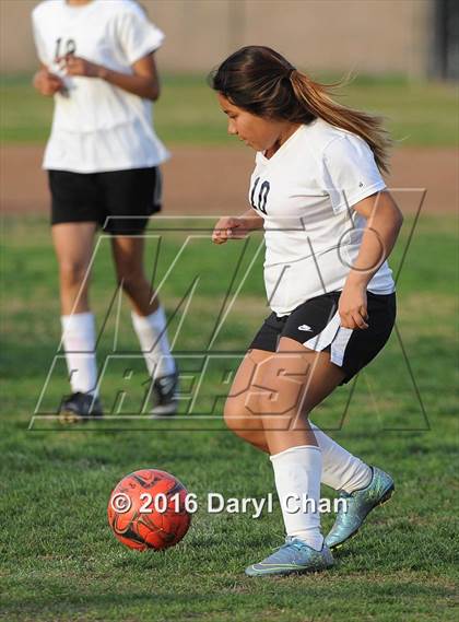 Thumbnail 1 in El Monte @ Arroyo photogallery.
