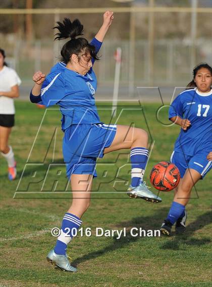 Thumbnail 1 in El Monte @ Arroyo photogallery.