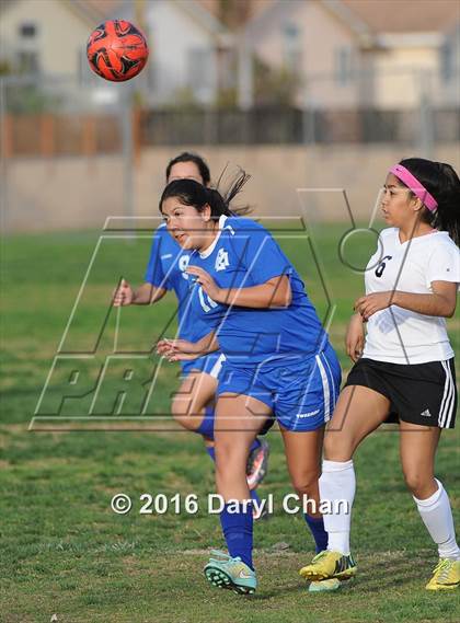 Thumbnail 1 in El Monte @ Arroyo photogallery.
