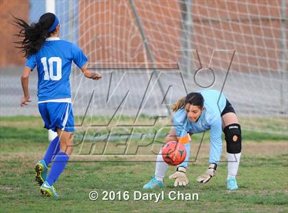 Thumbnail 2 in El Monte @ Arroyo photogallery.