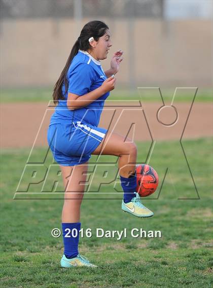 Thumbnail 1 in El Monte @ Arroyo photogallery.