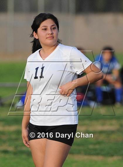 Thumbnail 2 in El Monte @ Arroyo photogallery.